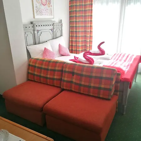 Vanda Hotell 3*