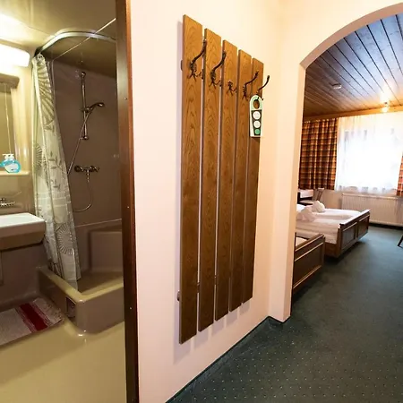 Vanda Hotell Irschen