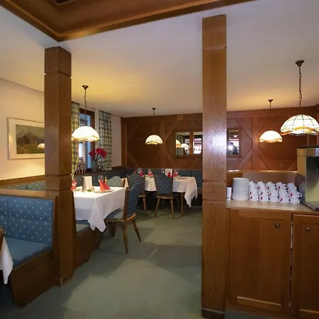 Vanda Hotell